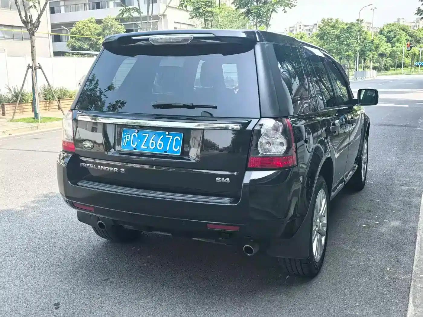 Freelander 2 2012 2.0T Si4 HSE Petrol Version — миниатюра 17