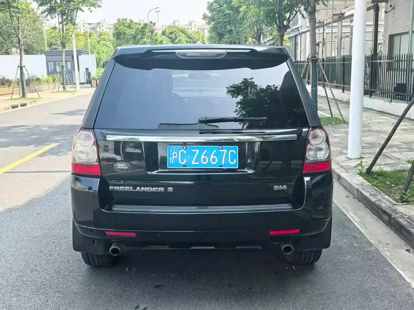 Freelander 2 2012 2.0T Si4 HSE Petrol Version — миниатюра 18