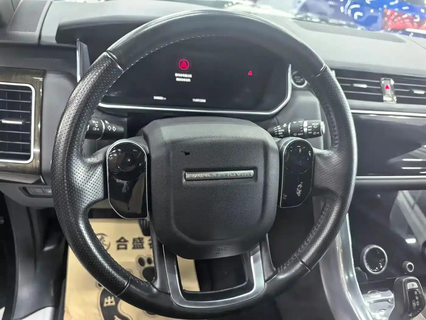 Range Rover Sport Hybrid 2018 P400e — миниатюра 10