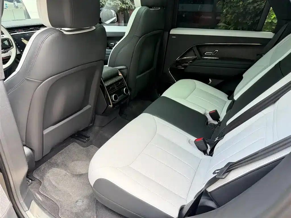 Range Rover Sport Hybrid 2023 P510e Plug-in Electric Hybrid First Edition — миниатюра 5