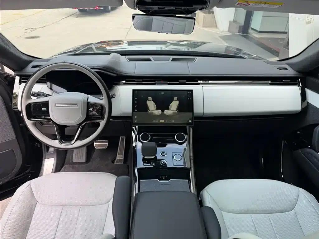 Range Rover Sport Hybrid 2023 P510e Plug-in Electric Hybrid First Edition — миниатюра 7