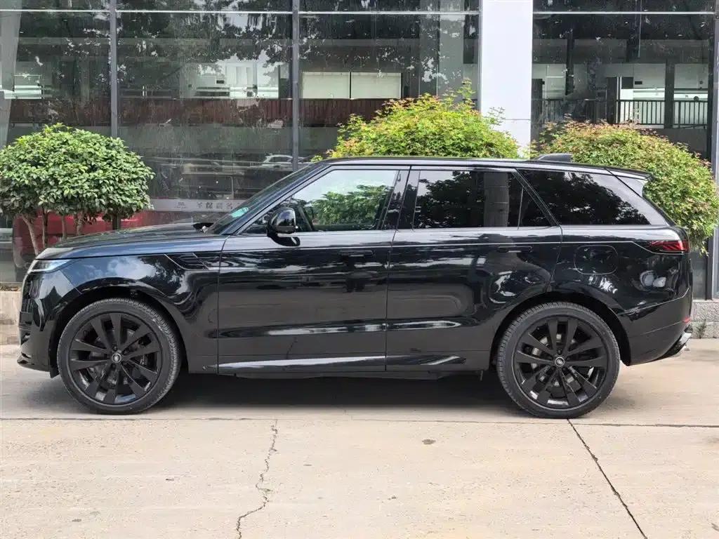 Range Rover Sport Hybrid 2023 P510e Plug-in Electric Hybrid First Edition — миниатюра 2