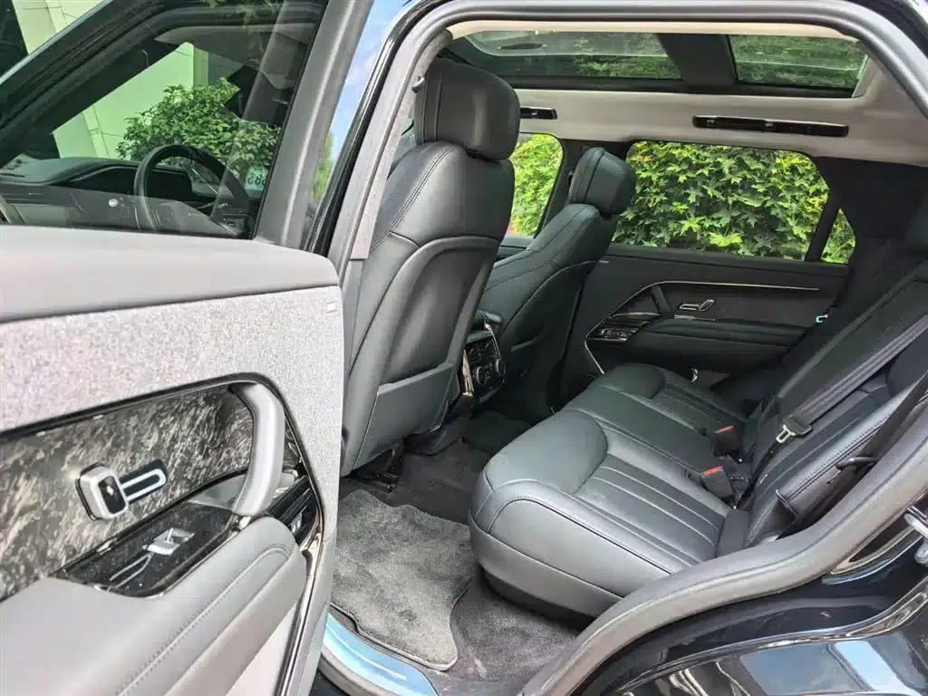 Range Rover Sport Hybrid 2023 P510e Plug-in Electric Hybrid First Edition — миниатюра 9