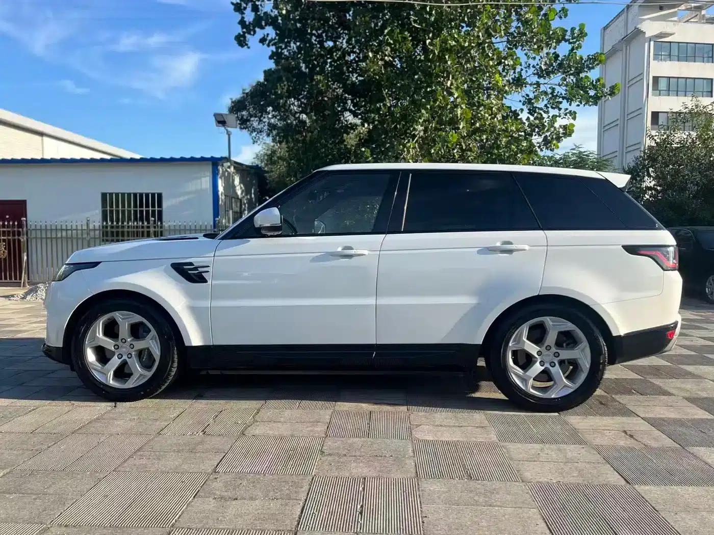 Range Rover Sport Hybrid 2018 P400e — миниатюра 4
