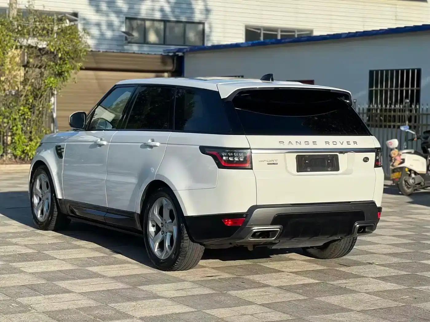 Range Rover Sport Hybrid 2018 P400e — миниатюра 7