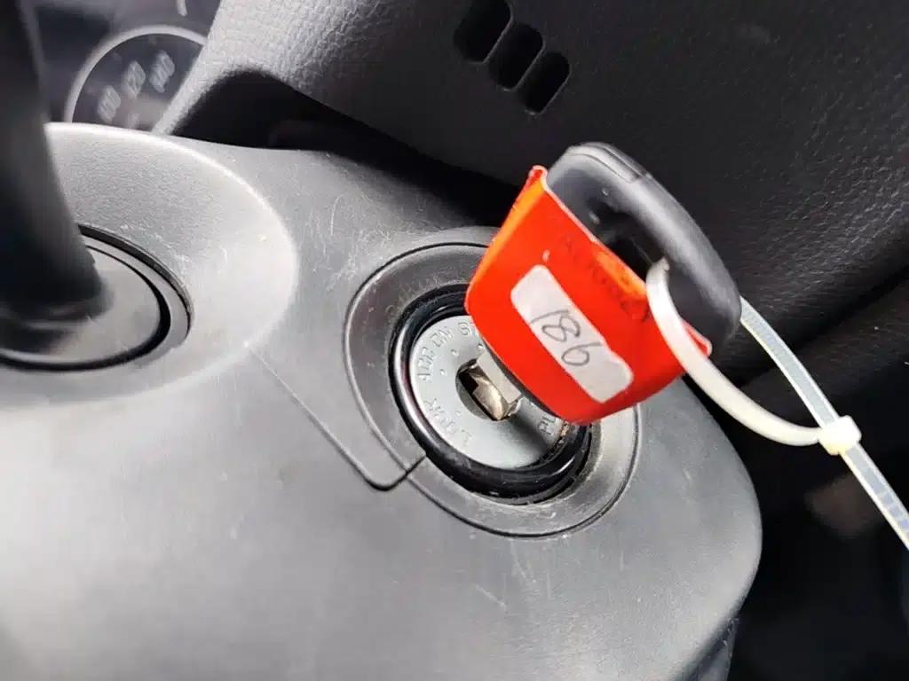 2013 Swift 1.5L Manual Standard Edition — миниатюра 9