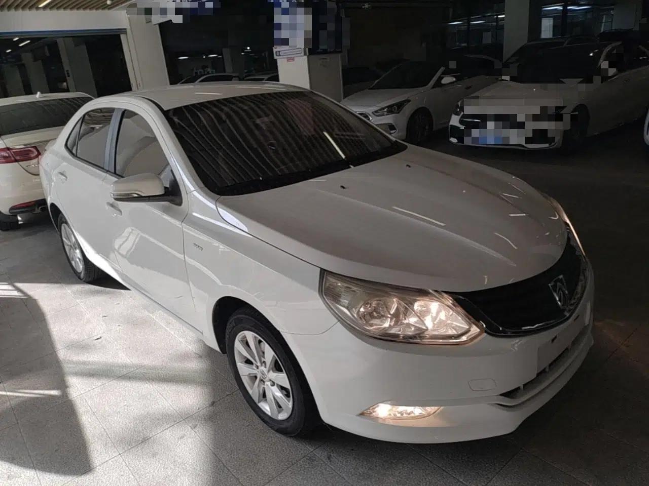 Baojun 630 2014 1.5L automatic comfort version — миниатюра 12