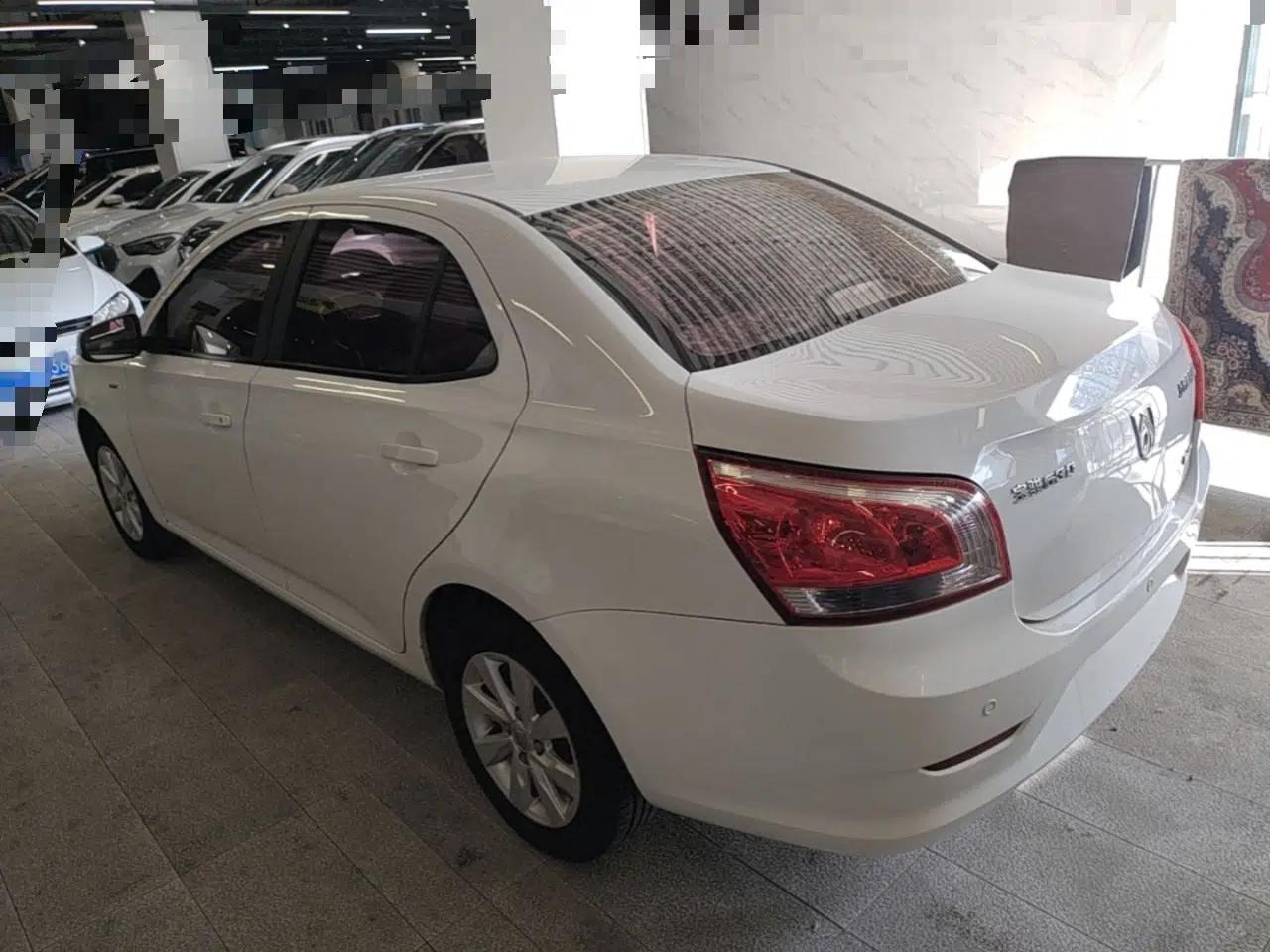 Baojun 630 2014 1.5L automatic comfort version — миниатюра 13