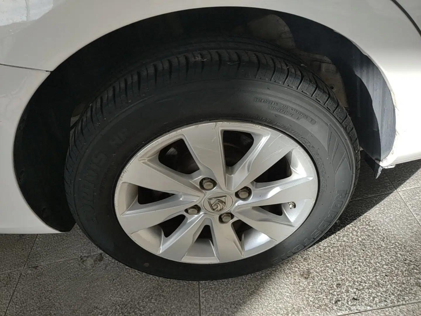 Baojun 630 2014 1.5L automatic comfort version — миниатюра 16