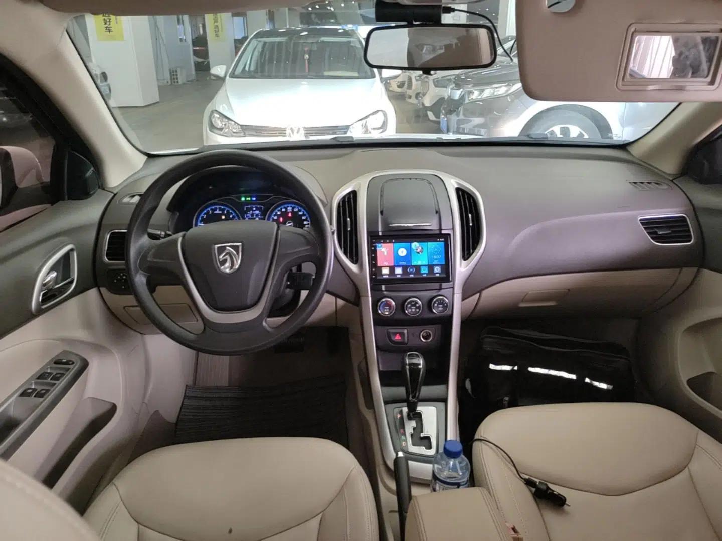 Baojun 630 2014 1.5L automatic comfort version — миниатюра 17