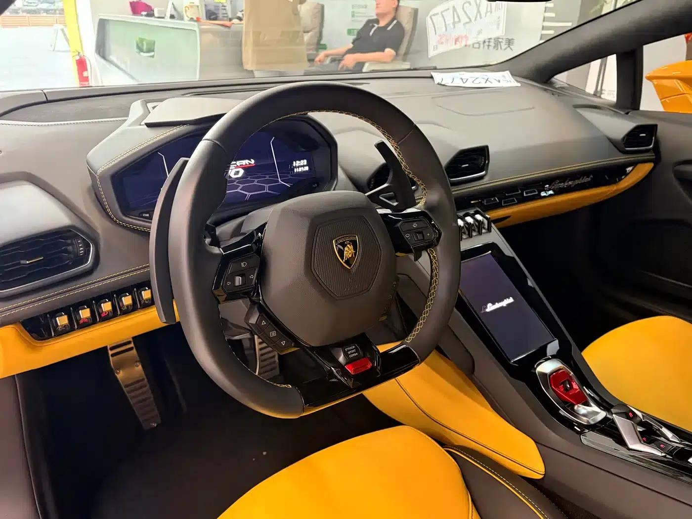 Huracán 2020 Huracán EVO RWD — миниатюра 9