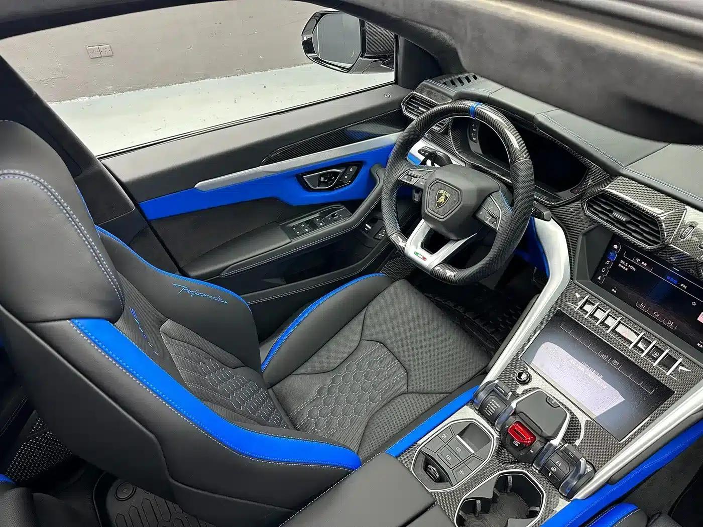 2018 Urus 4.0T V8 — миниатюра 4