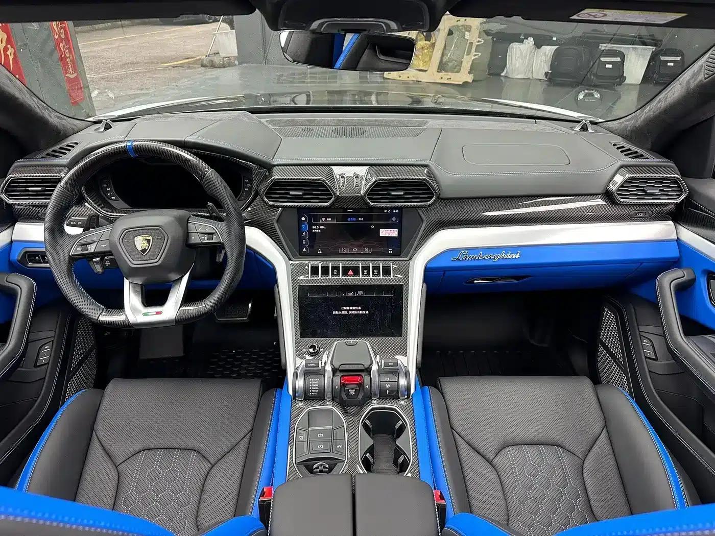 2018 Urus 4.0T V8 — миниатюра 6