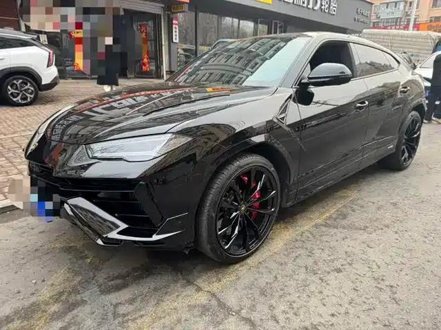 2023 Urus 4.0T V8 S