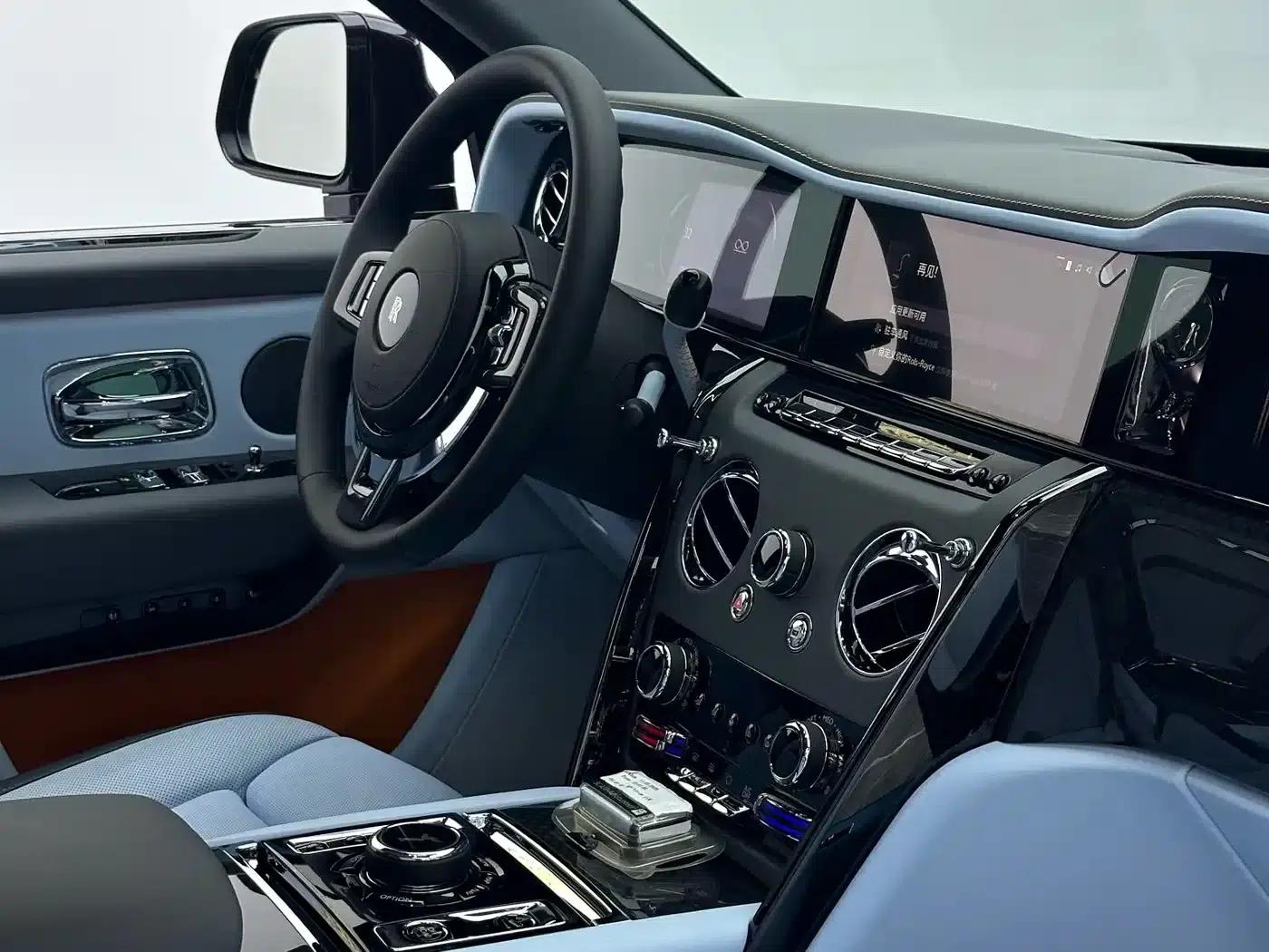 2024 Cullinan Black Badge — миниатюра 18