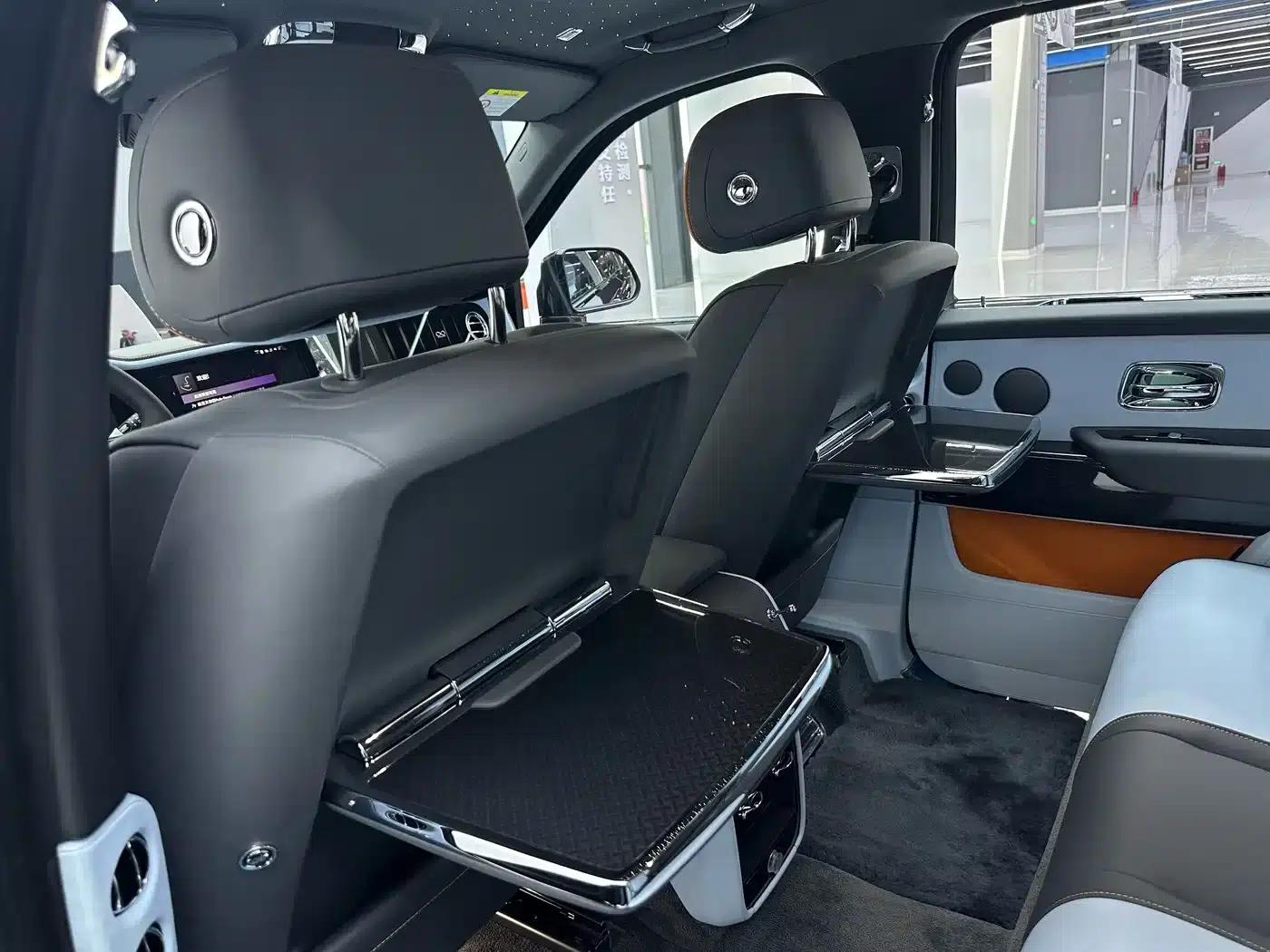 2024 Cullinan Black Badge — миниатюра 40