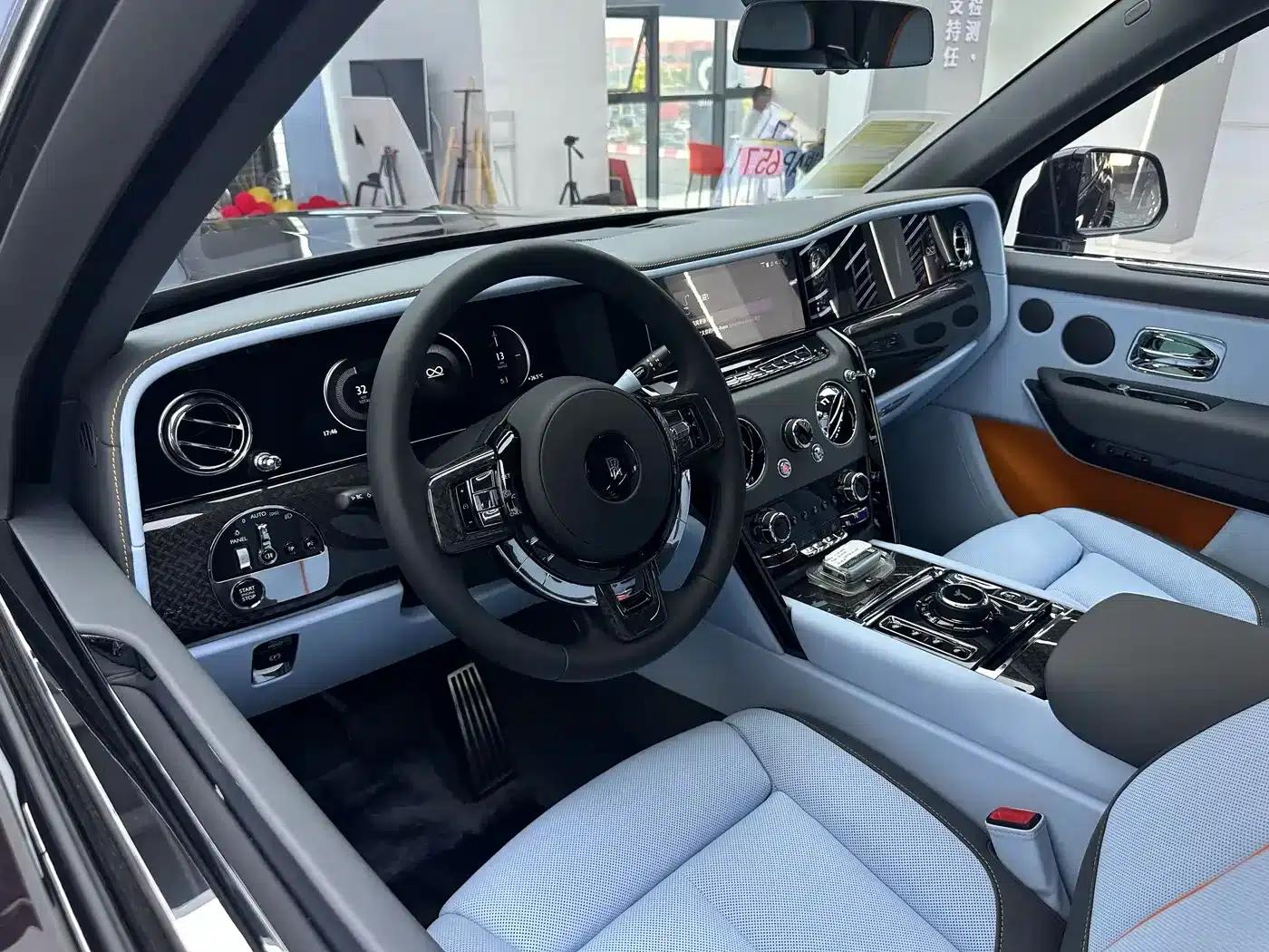 2024 Cullinan Black Badge — миниатюра 46