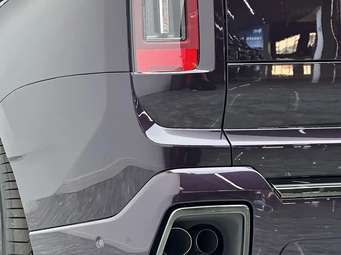 2024 Cullinan Black Badge — миниатюра 47