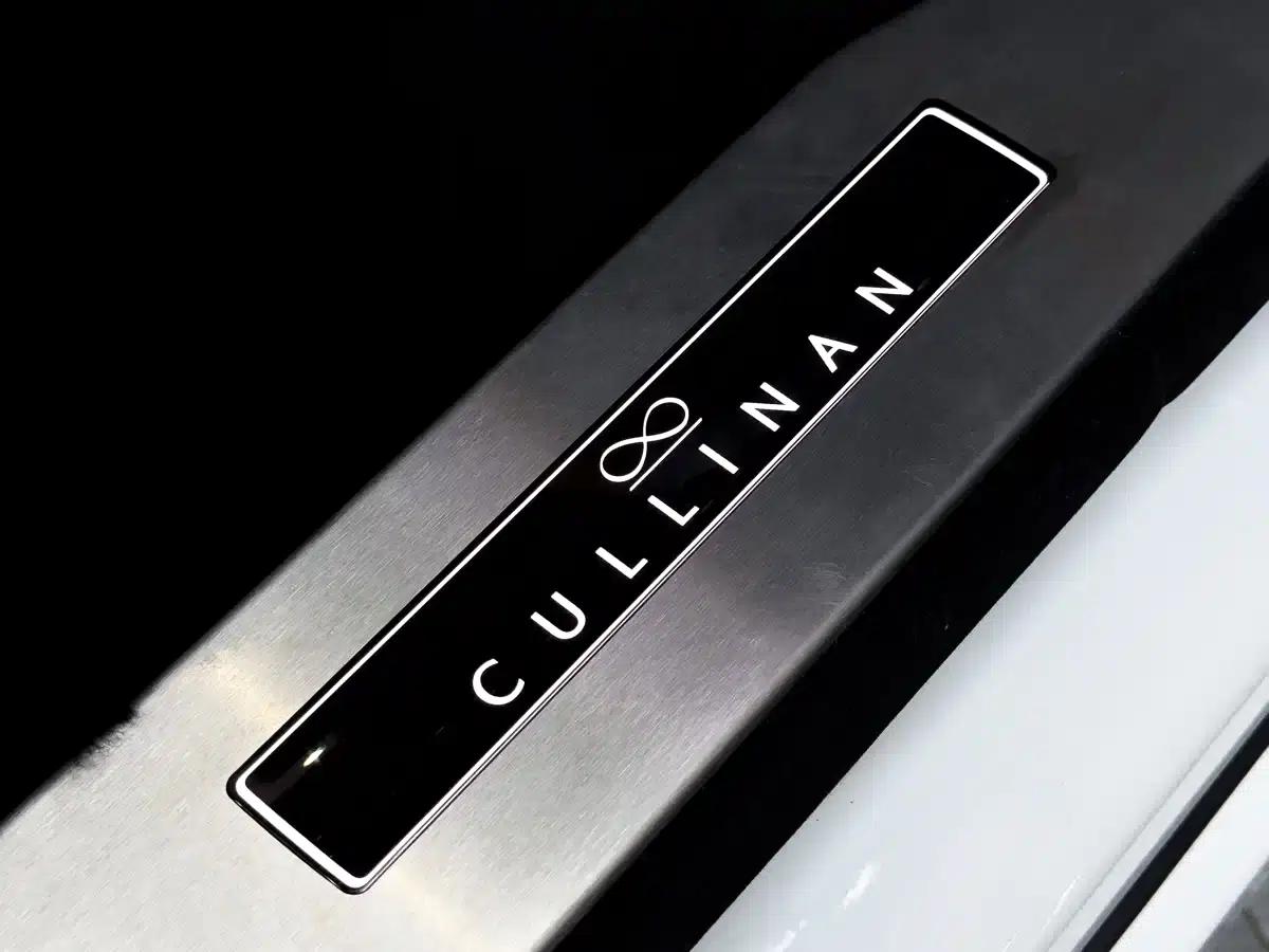 2024 Cullinan Black Badge — миниатюра 15