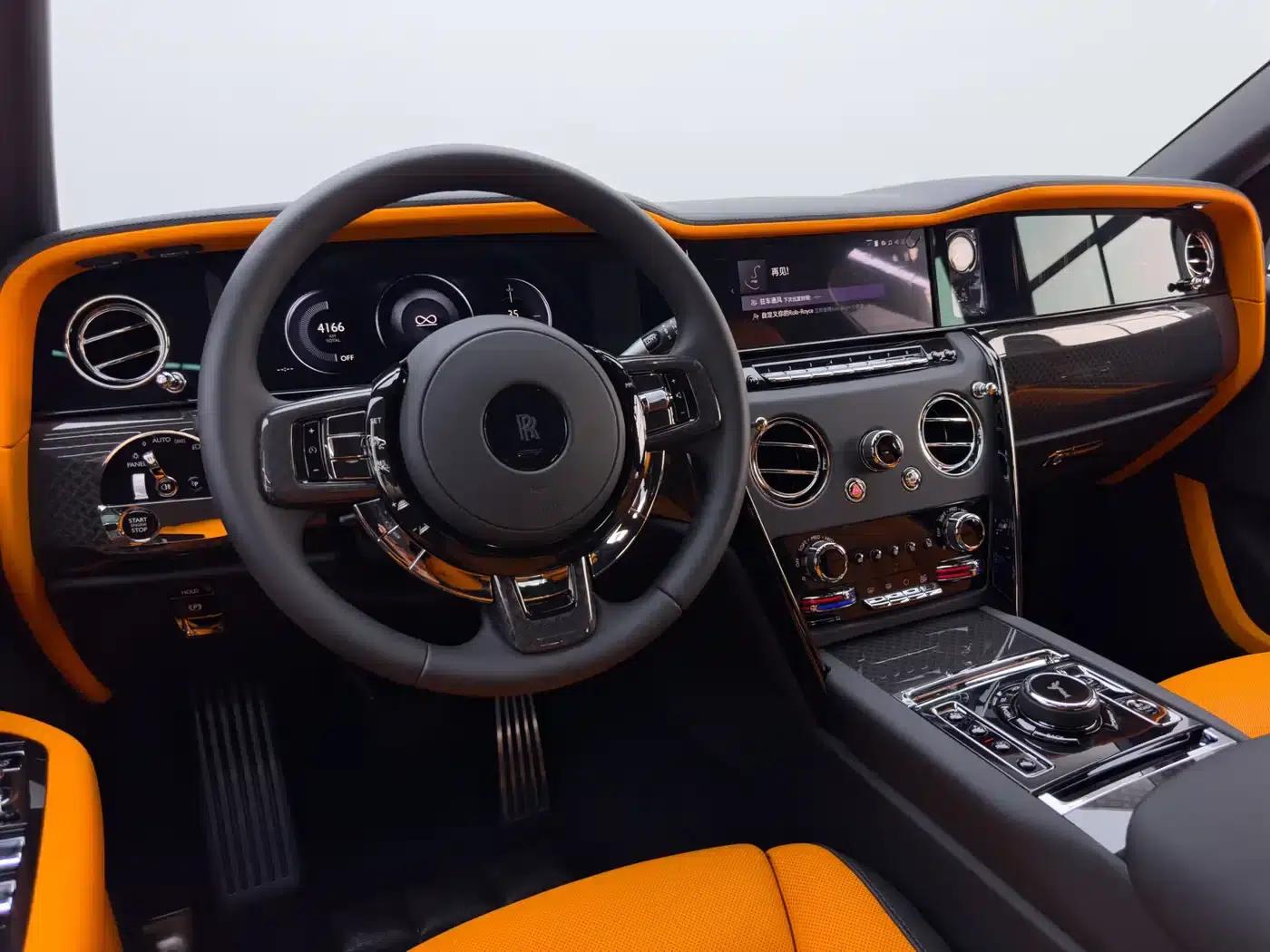 2024 Cullinan Black Badge — миниатюра 20