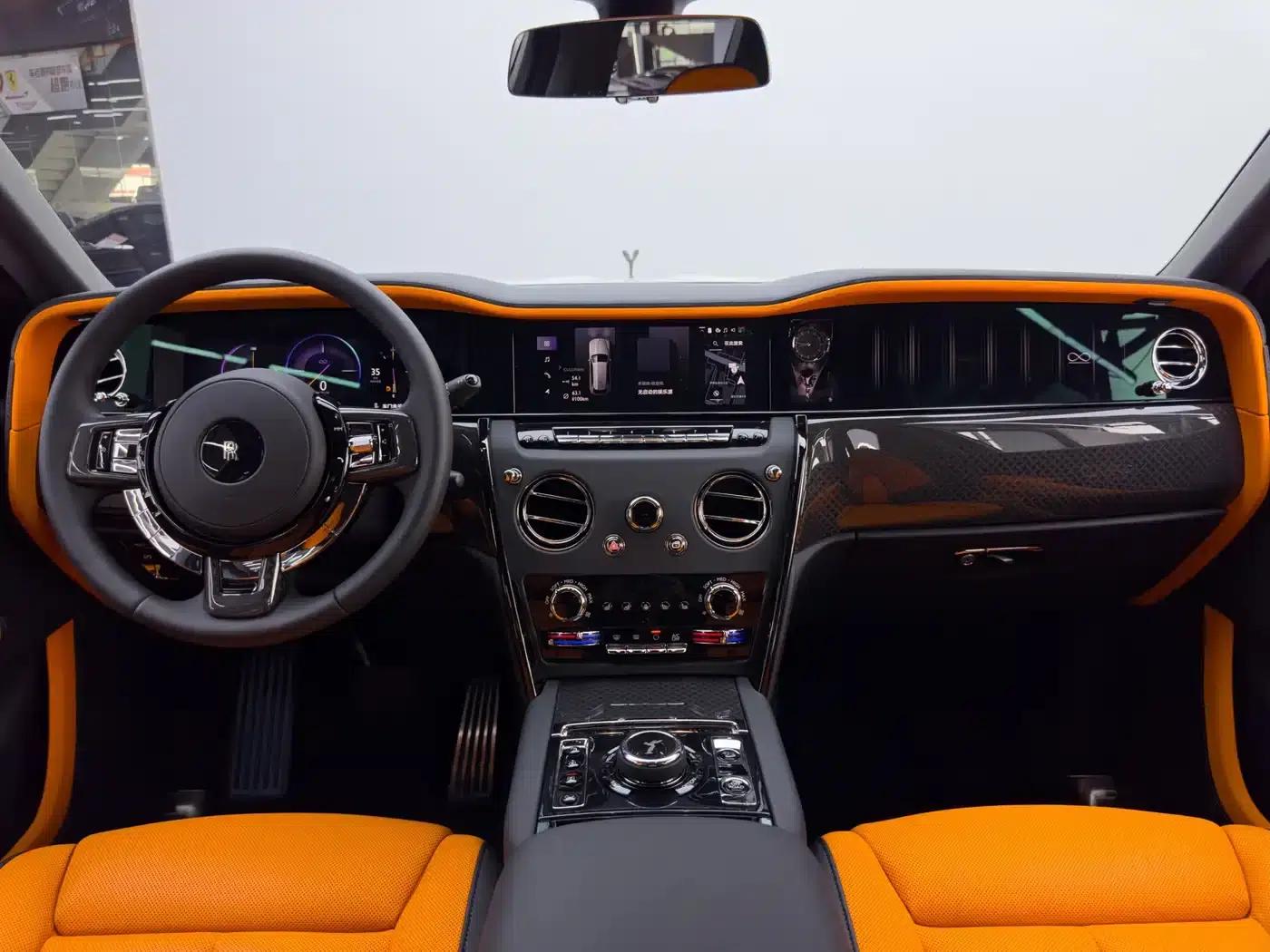 2024 Cullinan Black Badge — миниатюра 27