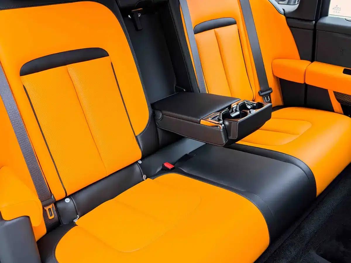 2024 Cullinan Black Badge — миниатюра 35