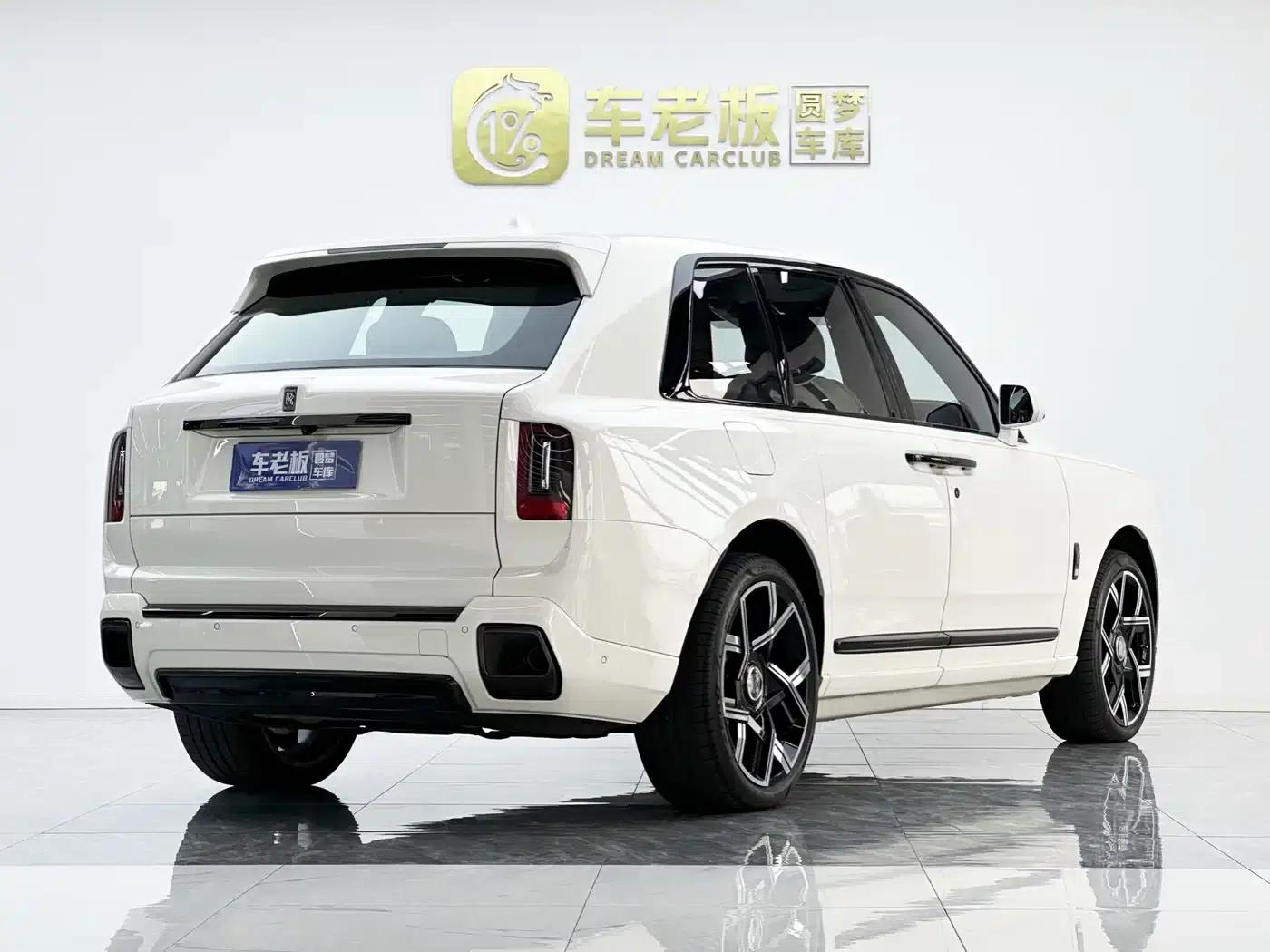 2024 Cullinan Black Badge — миниатюра 6