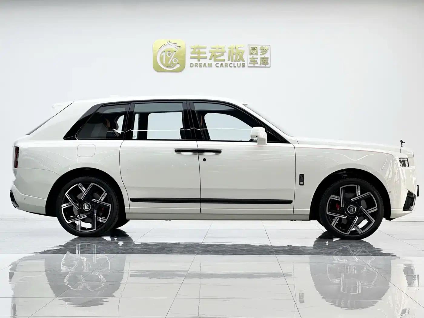 2024 Cullinan Black Badge — миниатюра 7
