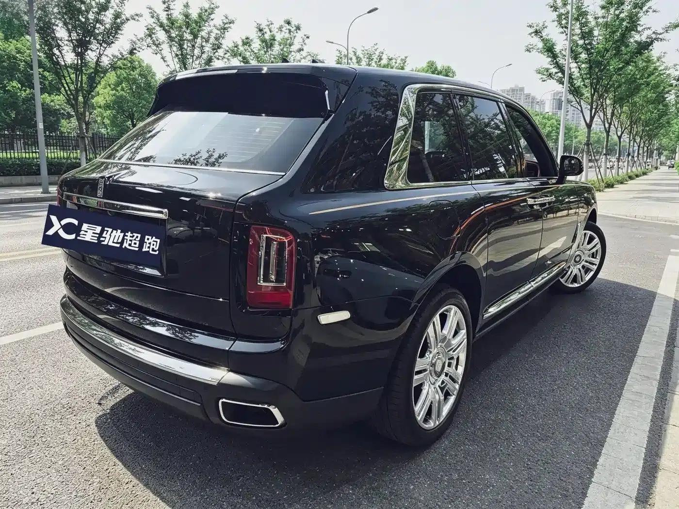 2018 Cullinan, four-seater version — миниатюра 4