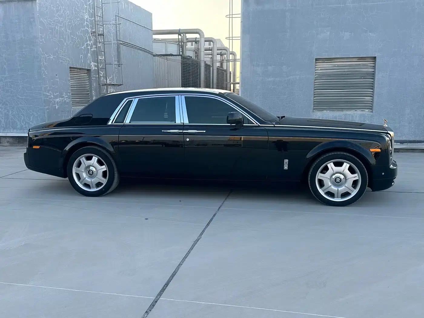 2013 Phantom 6.7L Standard Edition — миниатюра 3