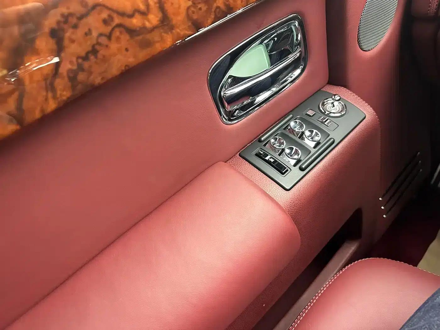 2013 Phantom 6.7L Standard Edition — миниатюра 10