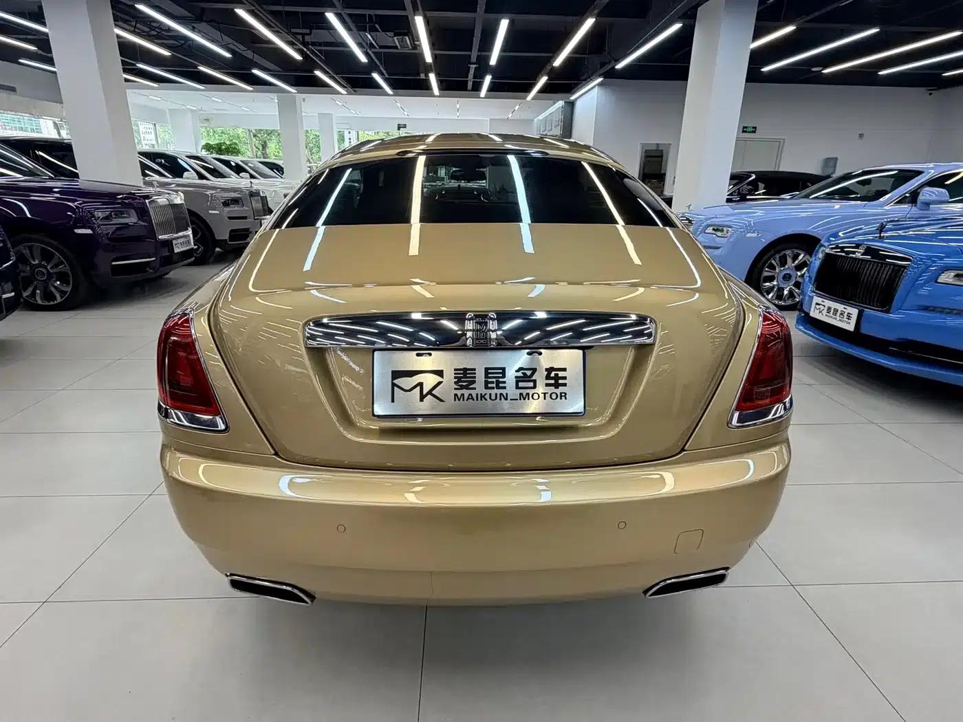 2017 Phantom 6.6T Black Badge Edition — миниатюра 15