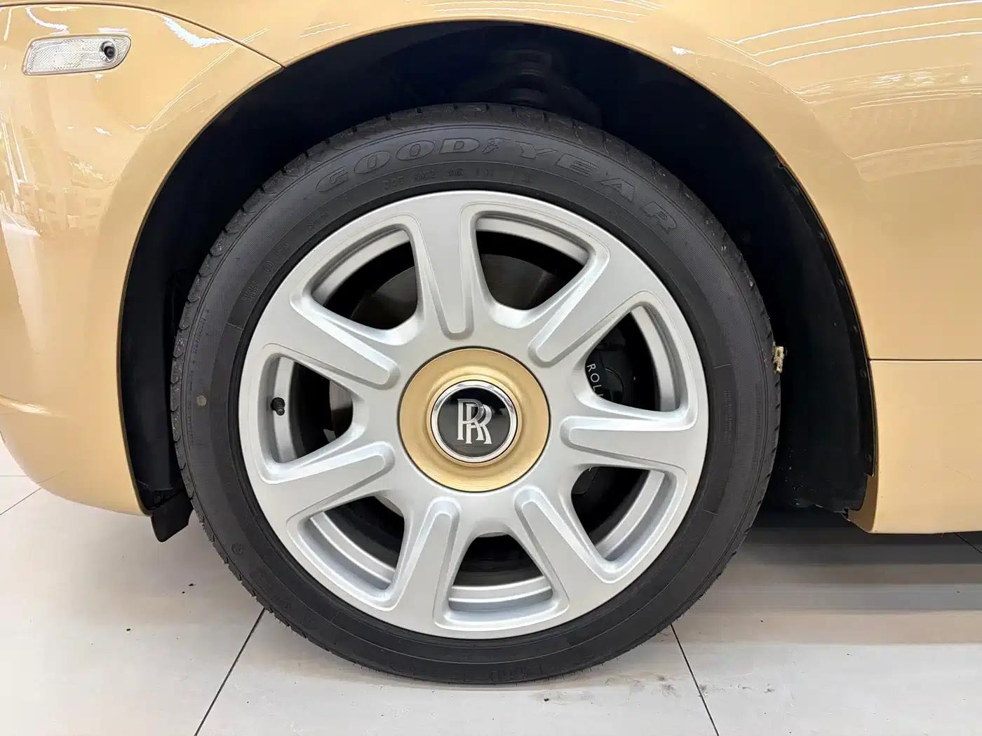 2017 Phantom 6.6T Black Badge Edition — миниатюра 4