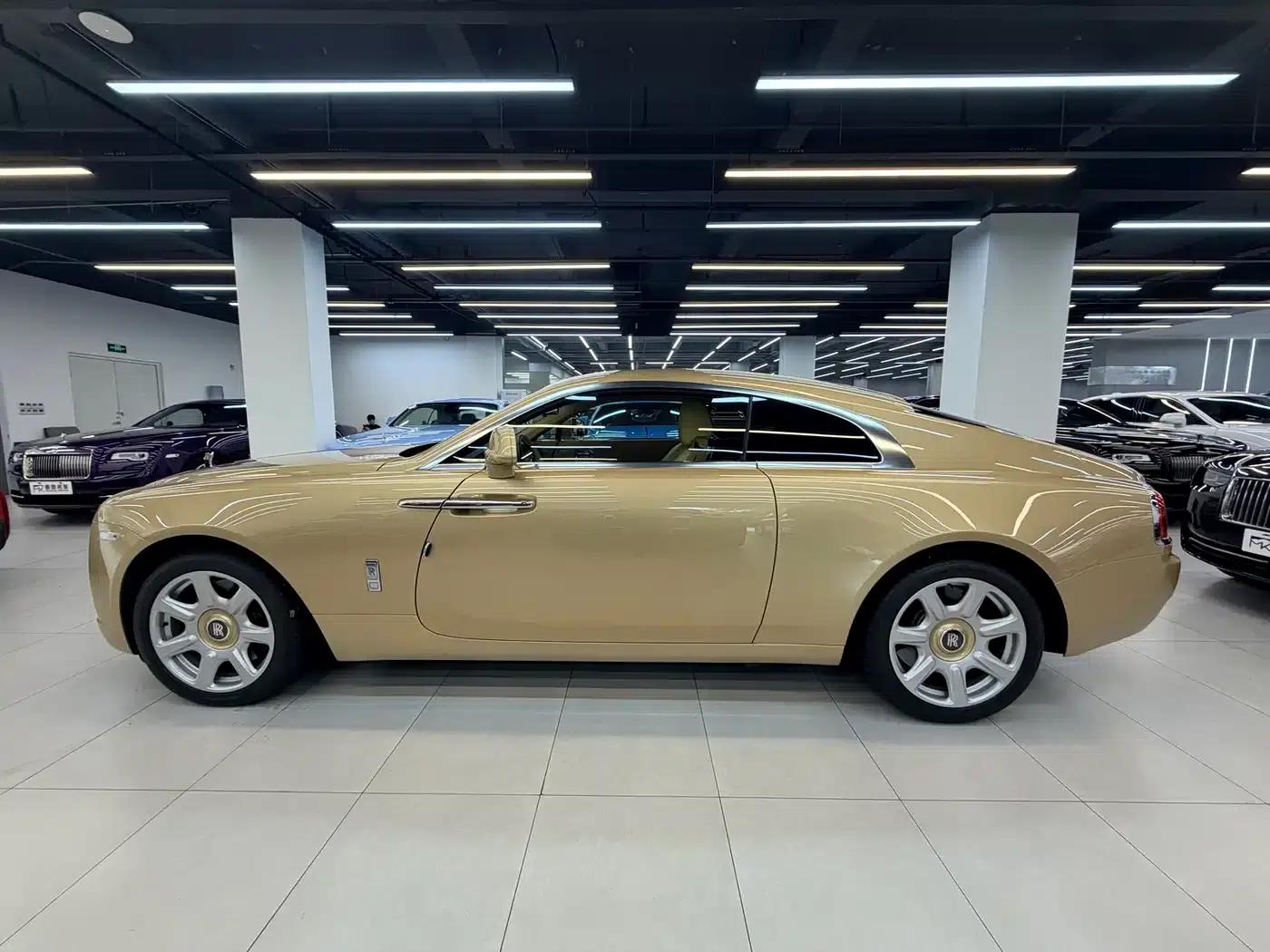 2017 Phantom 6.6T Black Badge Edition — миниатюра 5