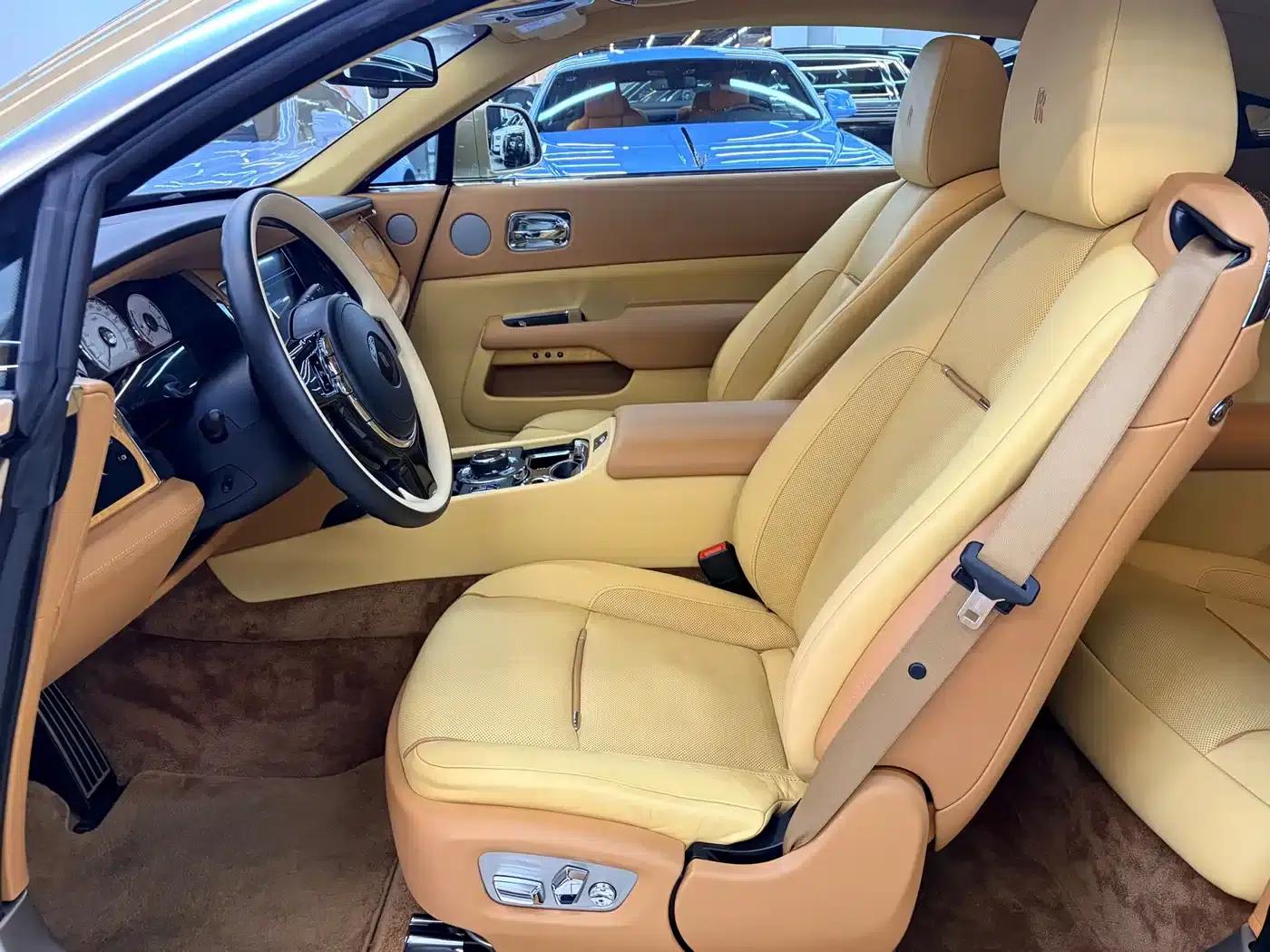 2017 Phantom 6.6T Black Badge Edition — миниатюра 8