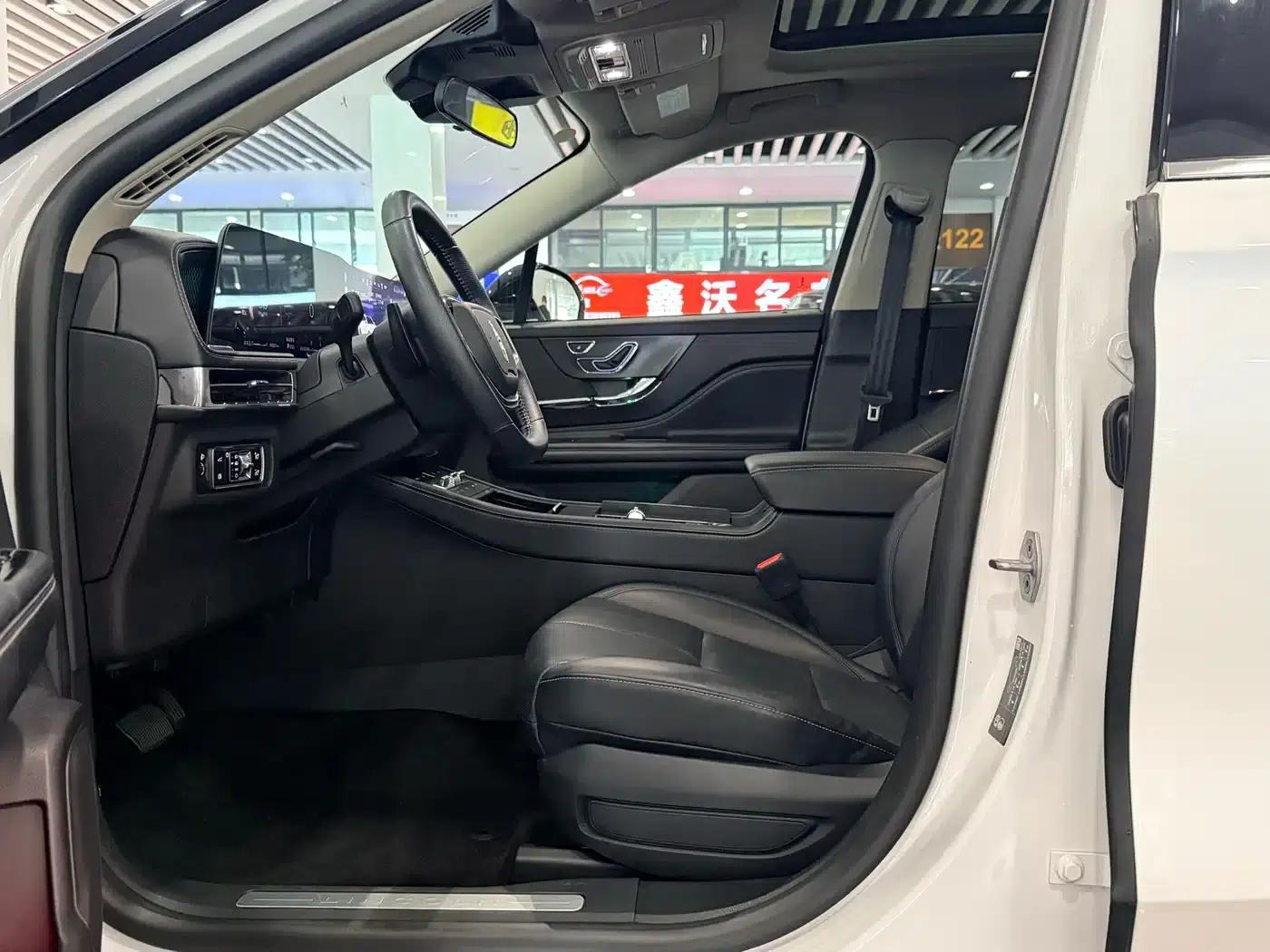 Adventurer 2024 2.0T 2WD Premium Edition — миниатюра 5