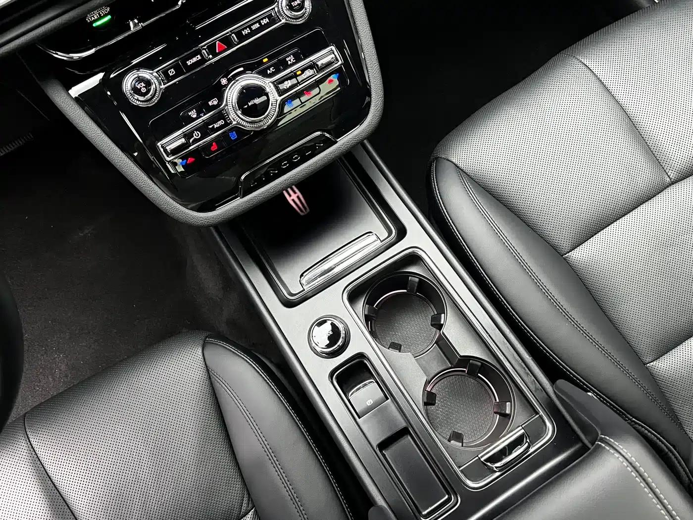 Adventurer 2022 2.0T 2WD Premium Edition — миниатюра 15