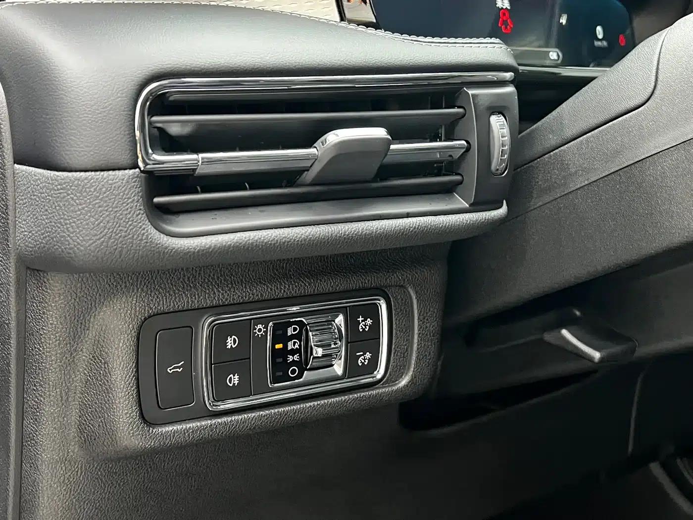 Adventurer 2022 2.0T 2WD Premium Edition — миниатюра 18