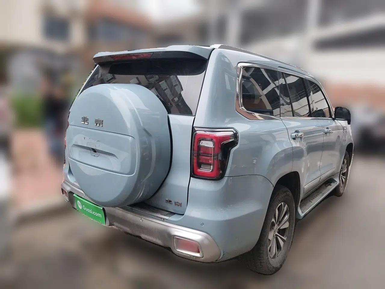 BAIC Off-Road BJ60 2022 2.0T May Day Edition Seven Seats — миниатюра 6