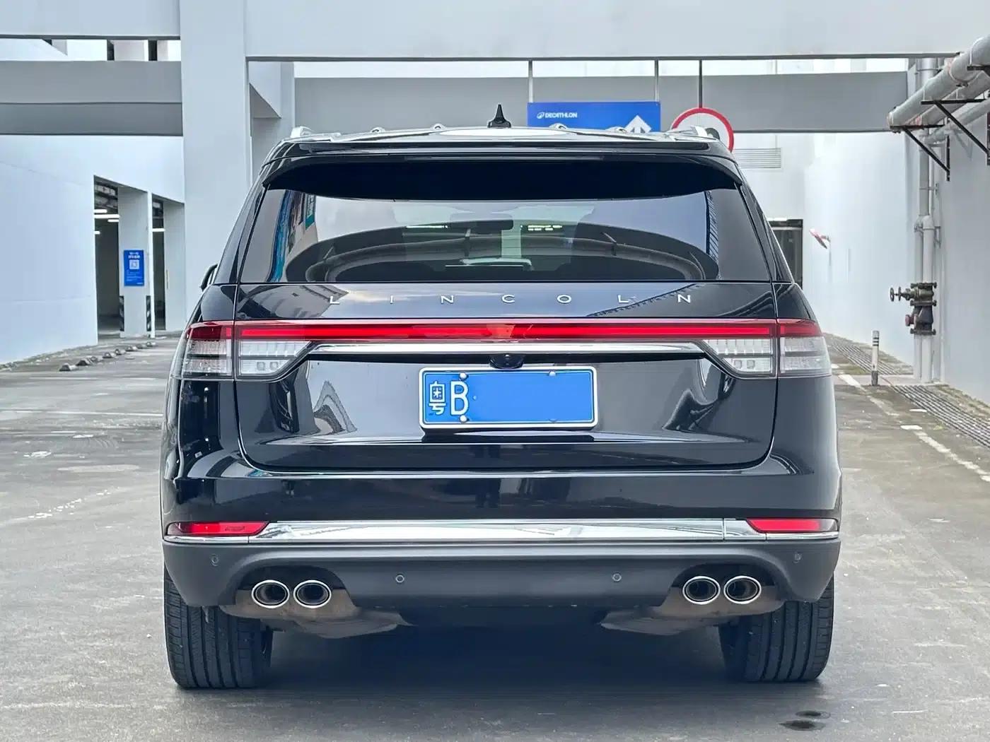 2021 Aviator 3.0T V6 AWD Executive Edition — миниатюра 32