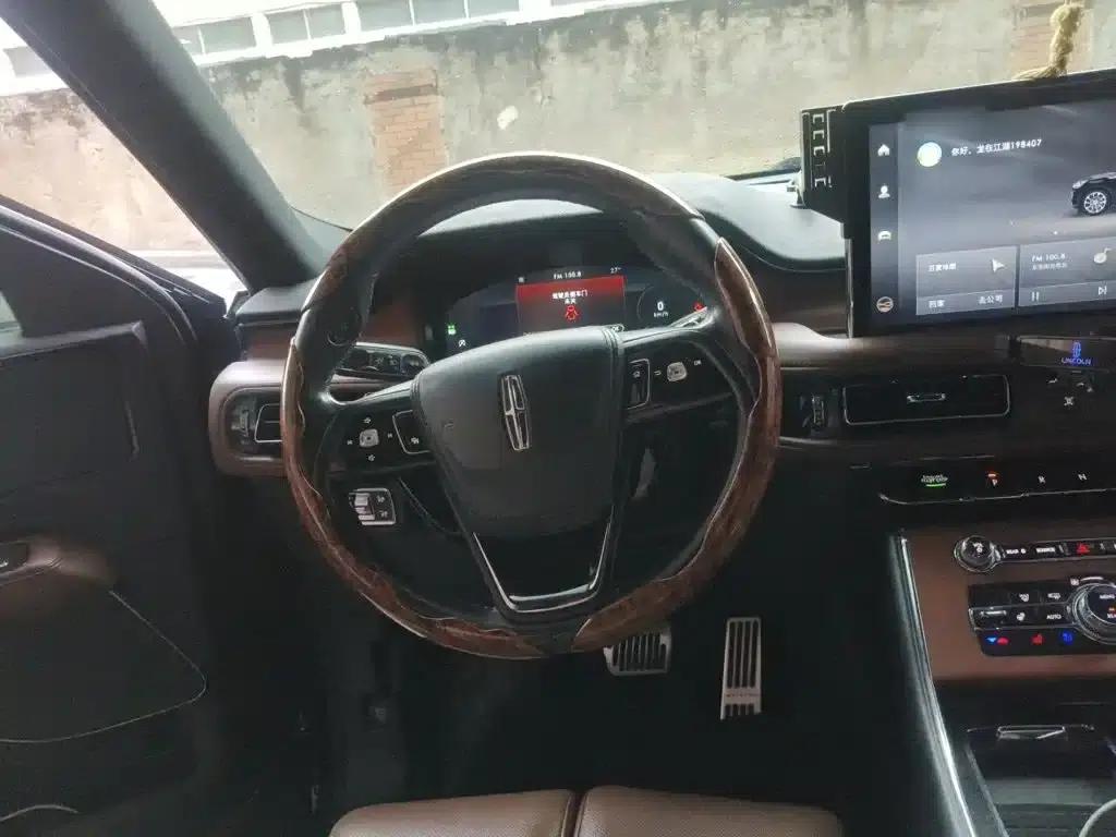 2021 Aviator 3.0T V6 AWD Premium Edition — миниатюра 11