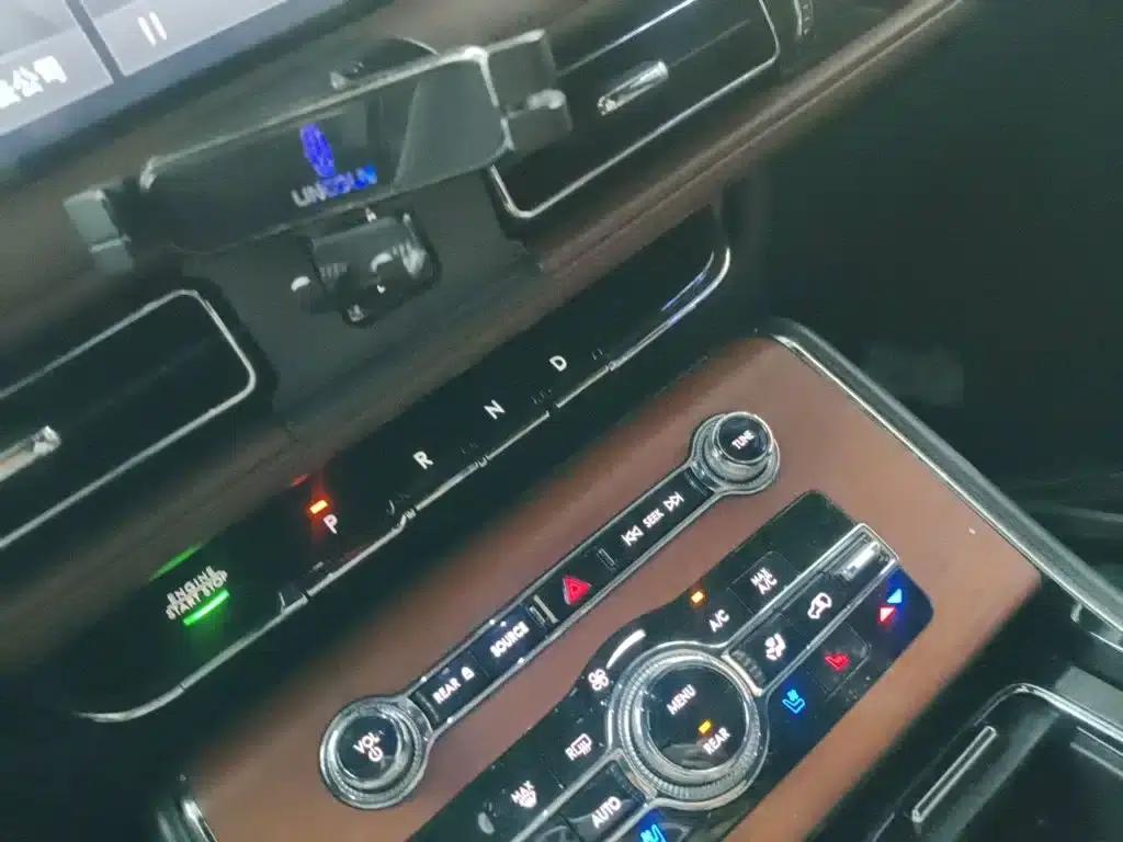 2021 Aviator 3.0T V6 AWD Premium Edition — миниатюра 15
