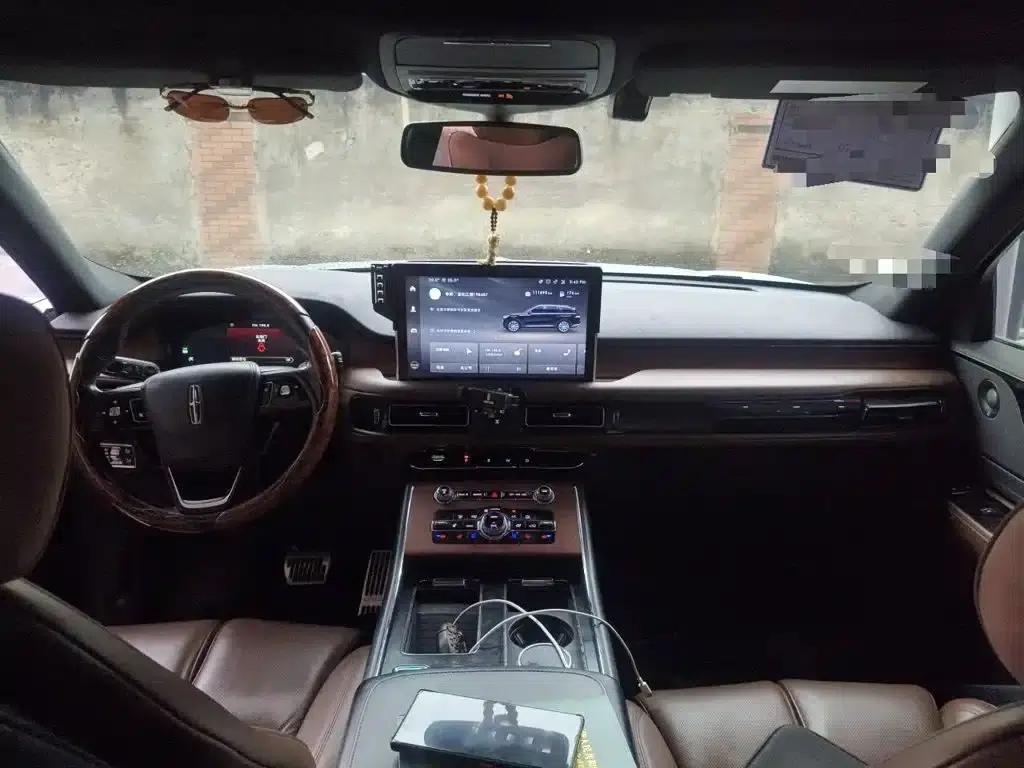 2021 Aviator 3.0T V6 AWD Premium Edition — миниатюра 19