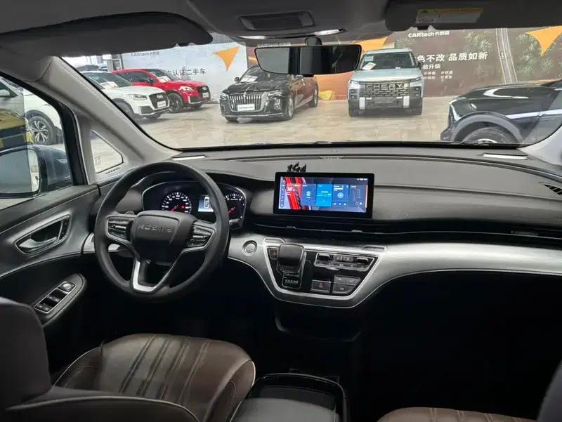 Roewe iMAX8 2023 400TGI Comfort Edition — миниатюра 9