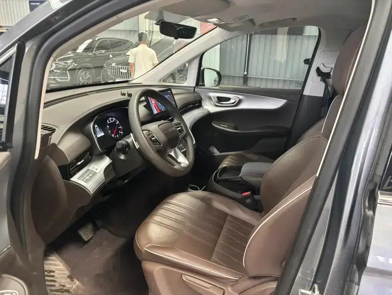Roewe iMAX8 2023 400TGI Comfort Edition — миниатюра 10