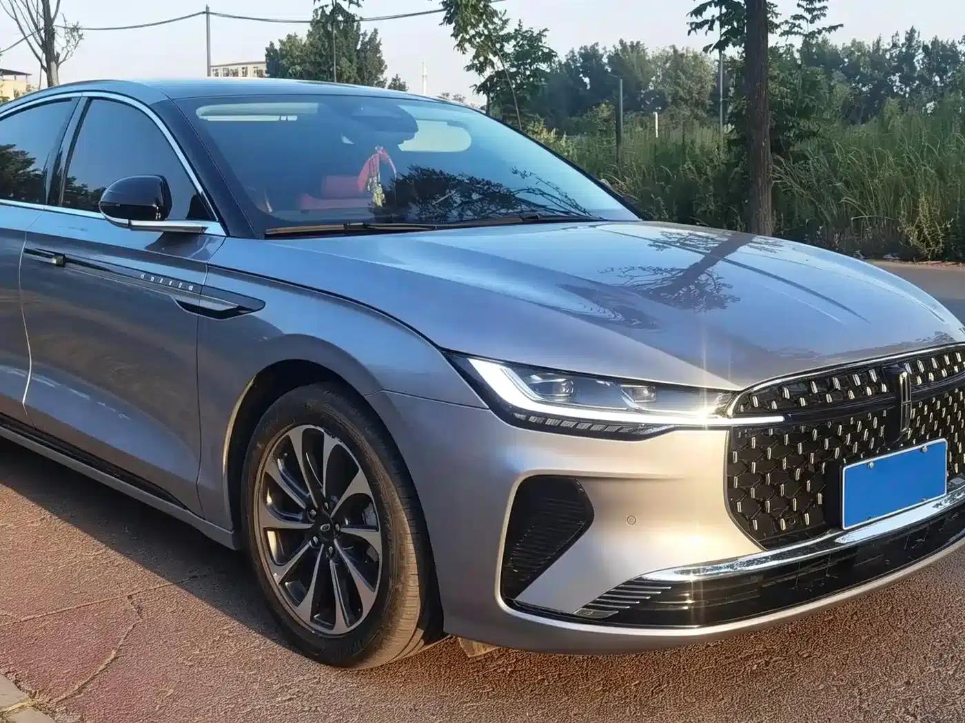 Lincoln Z 2024 2.0T Premium Edition — миниатюра 1