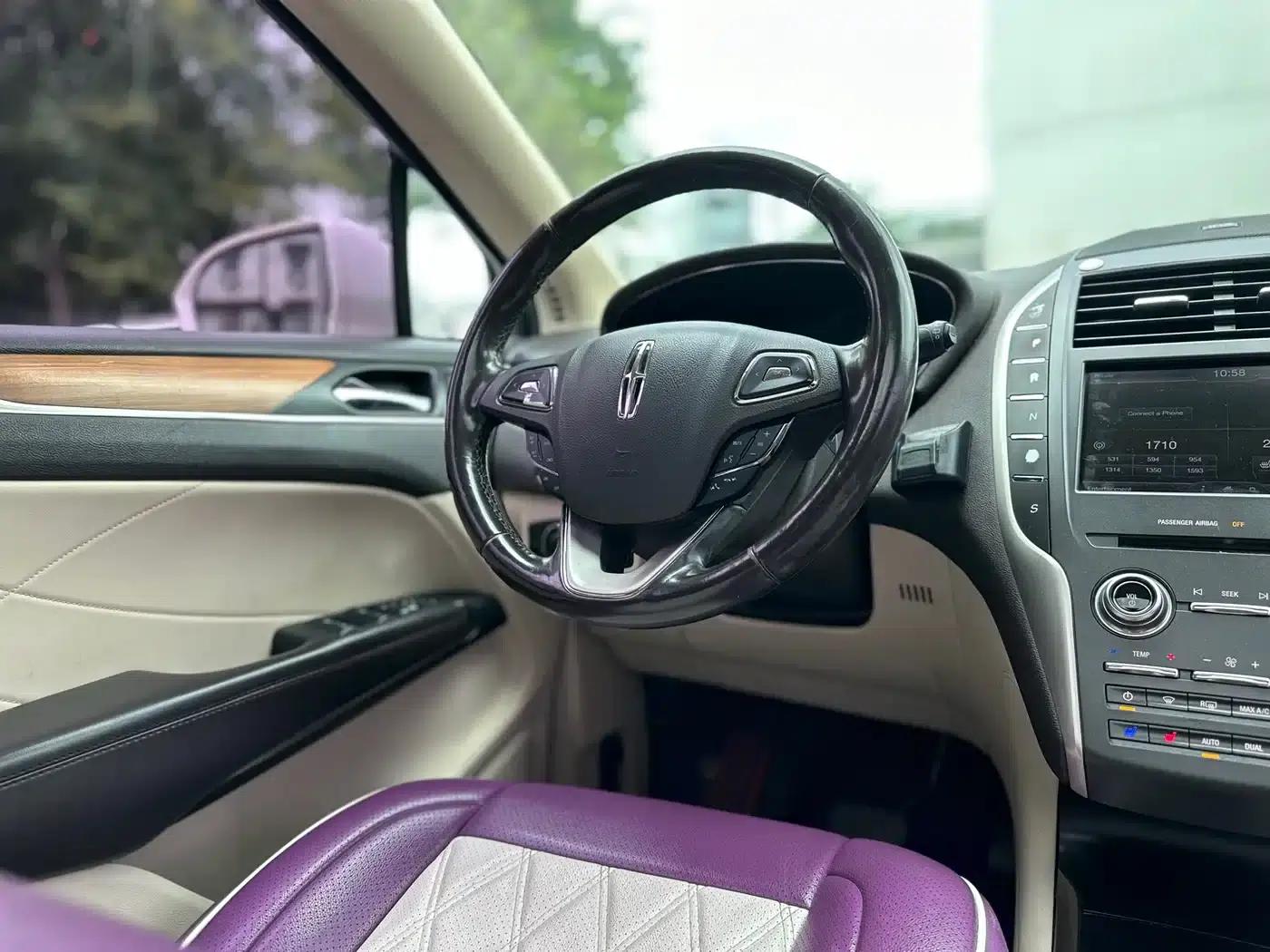 Lincoln MKC 2014 2.0T 2WD Premium Edition — миниатюра 23