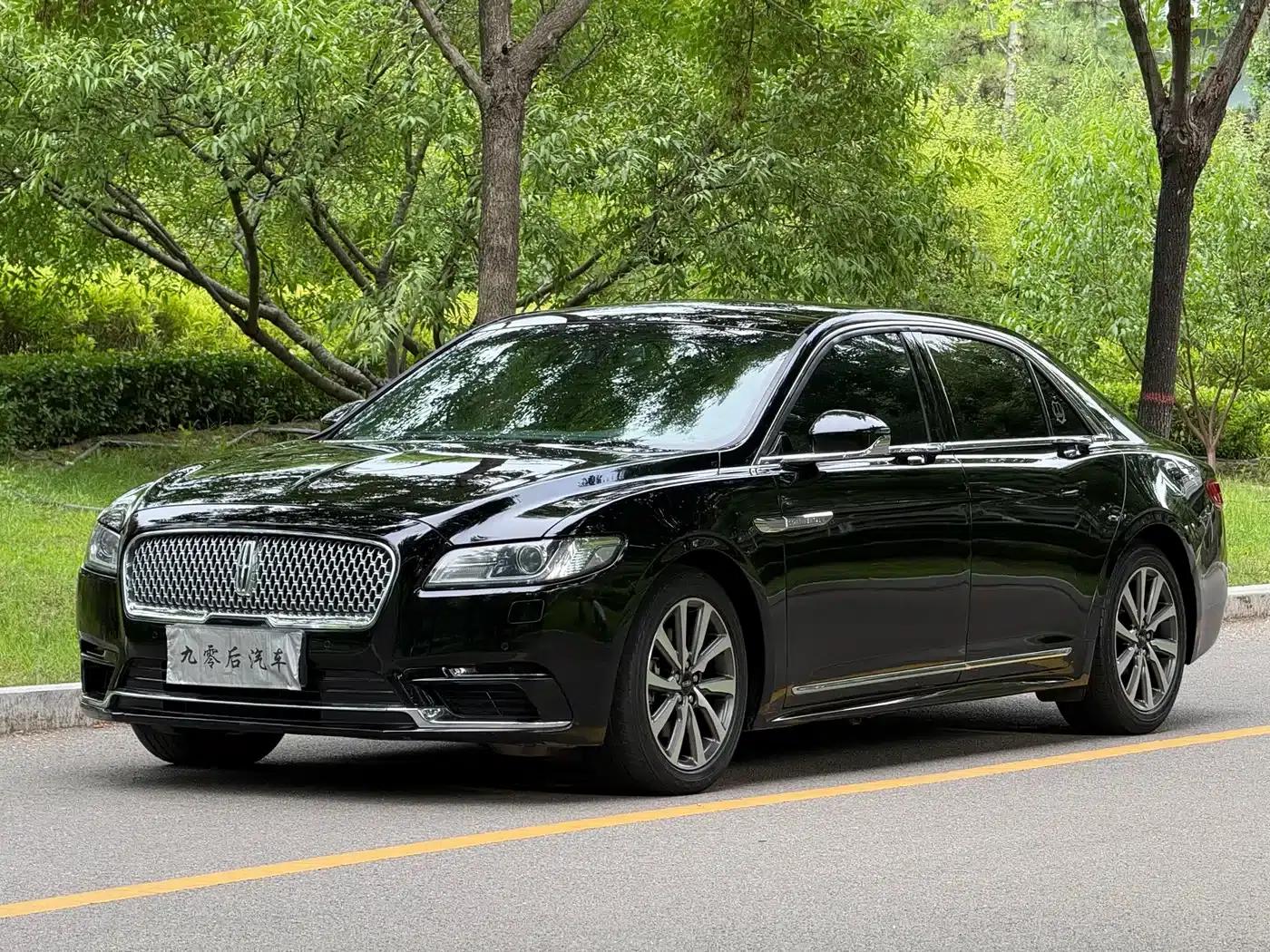 Lincoln Continental 2017 2.0T Two-Wheel Drive Premium Edition — миниатюра 1