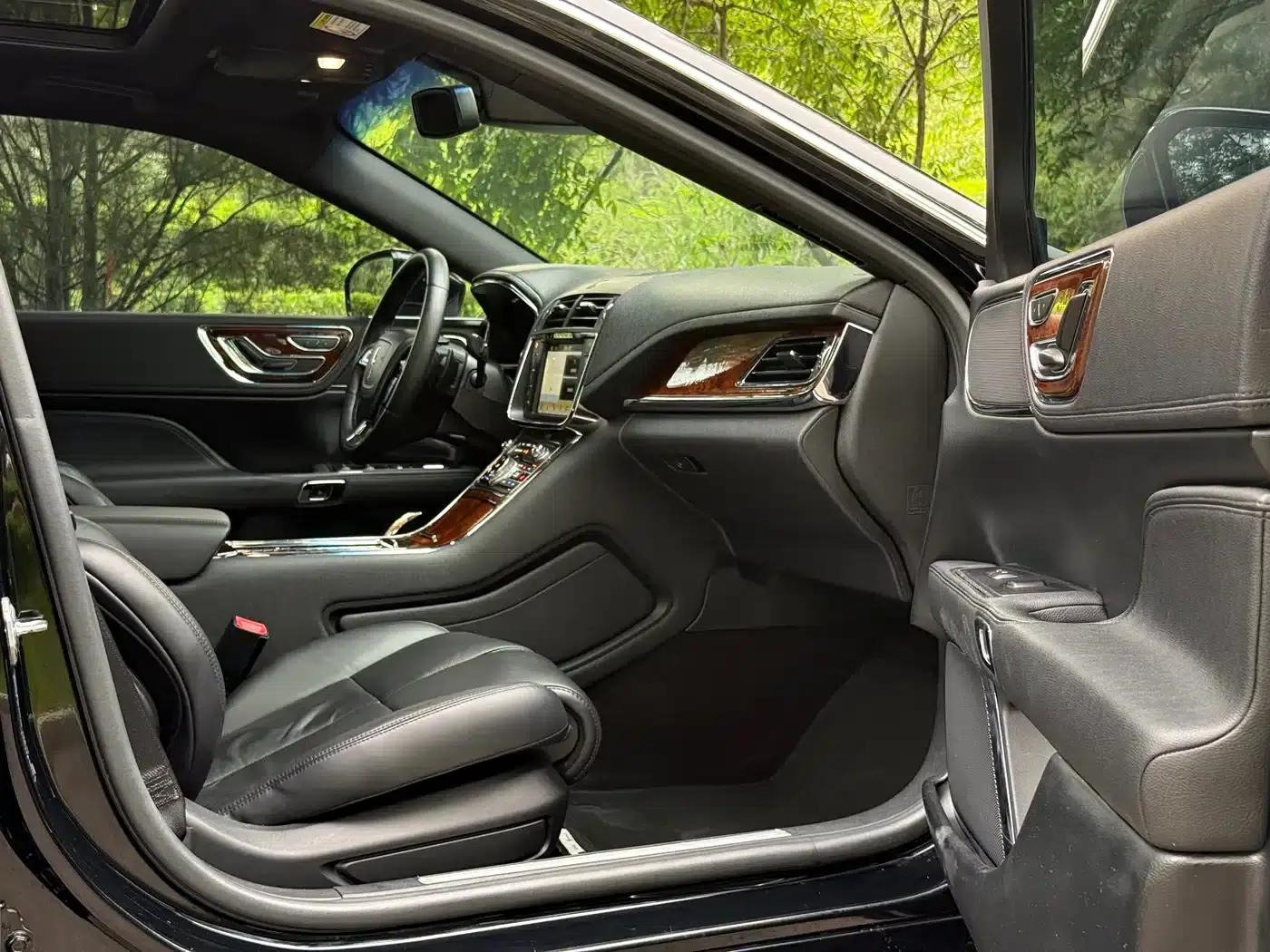 Lincoln Continental 2017 2.0T Two-Wheel Drive Premium Edition — миниатюра 29