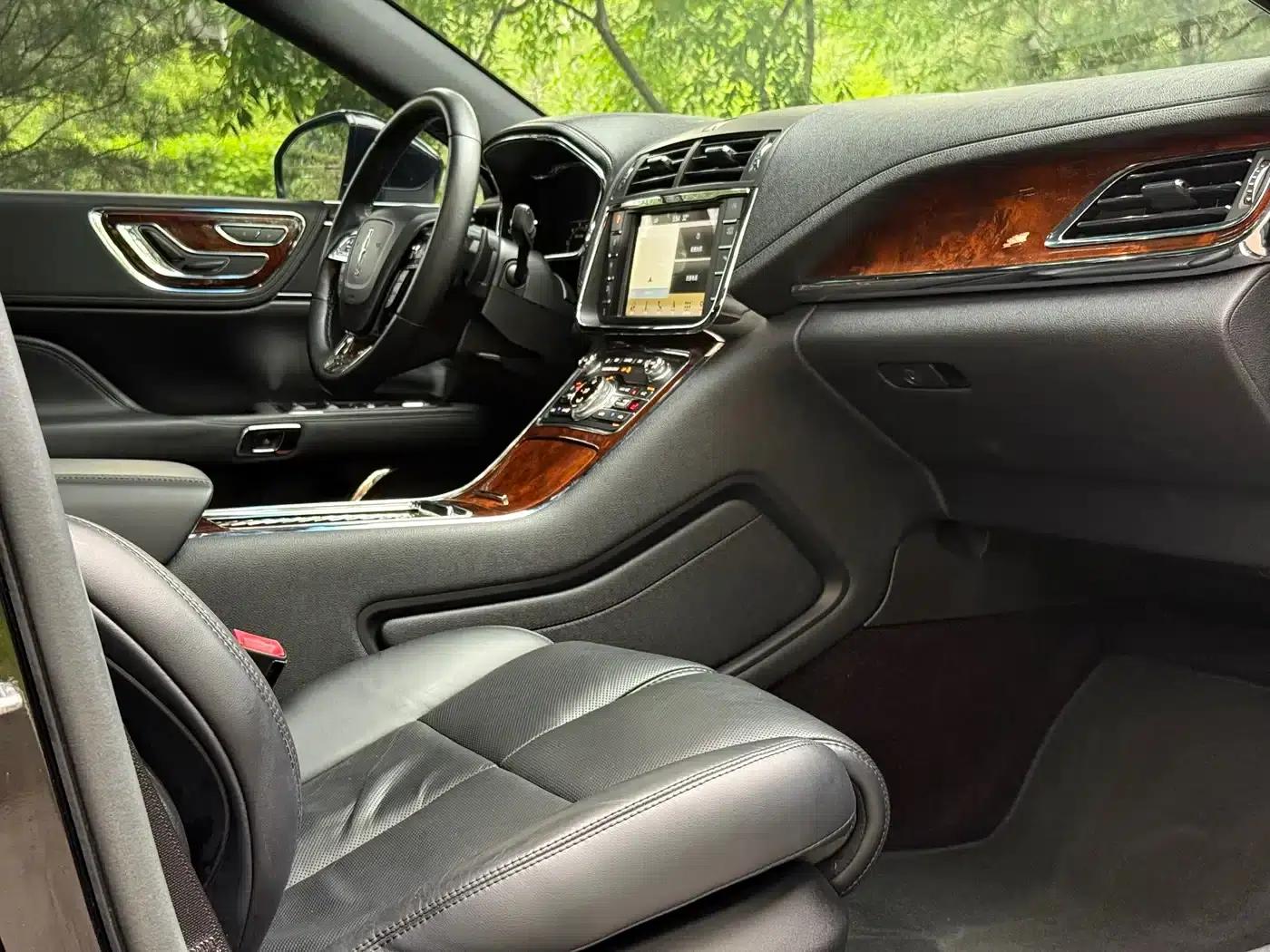 Lincoln Continental 2017 2.0T Two-Wheel Drive Premium Edition — миниатюра 30